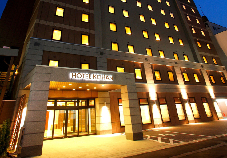 Exterior & Views 25