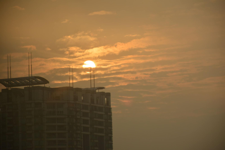 Exterior & Views 30