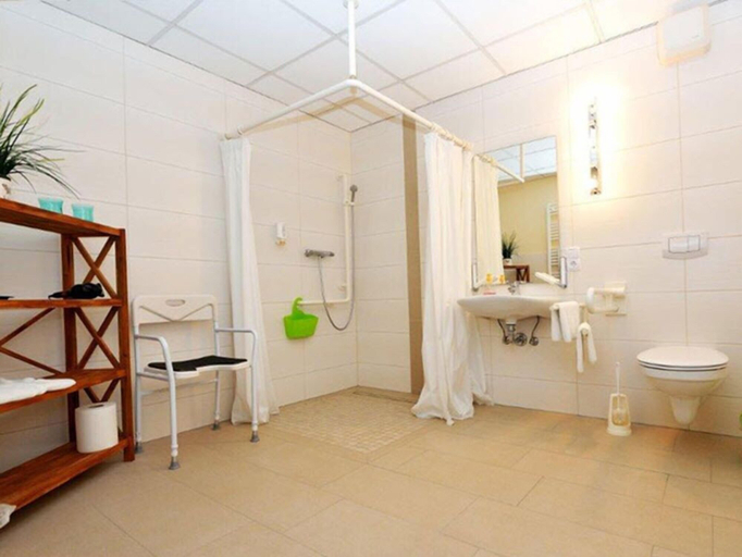 Bathroom 3, Hotel Trebeltal, Mecklenburgische Seenplatte