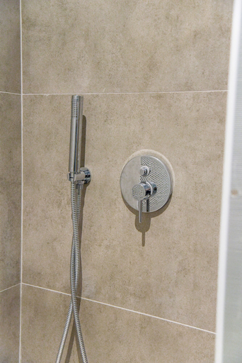 Bathroom 3, Central 44 Wow Casual Suite, Attica