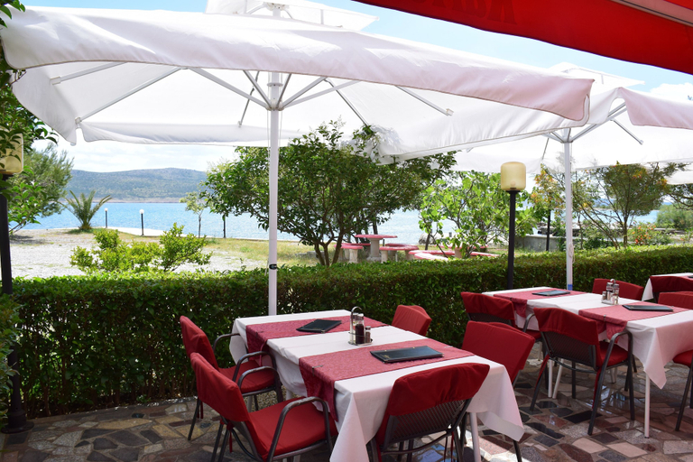 Food & Drinks 4, Apartments and rooms Marko, Starigrad