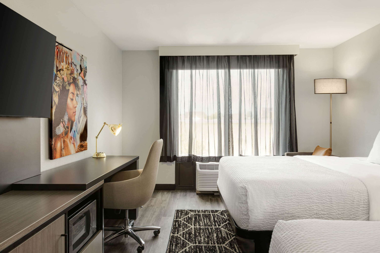 Bedroom 3, La Quinta Inn & Suites by Wyndham Dothan, Houston