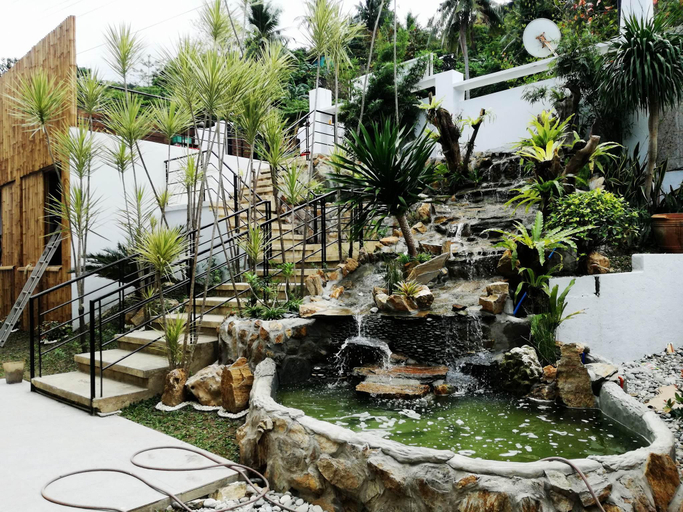 Others 5, Veronica Inn, Abra de Ilog