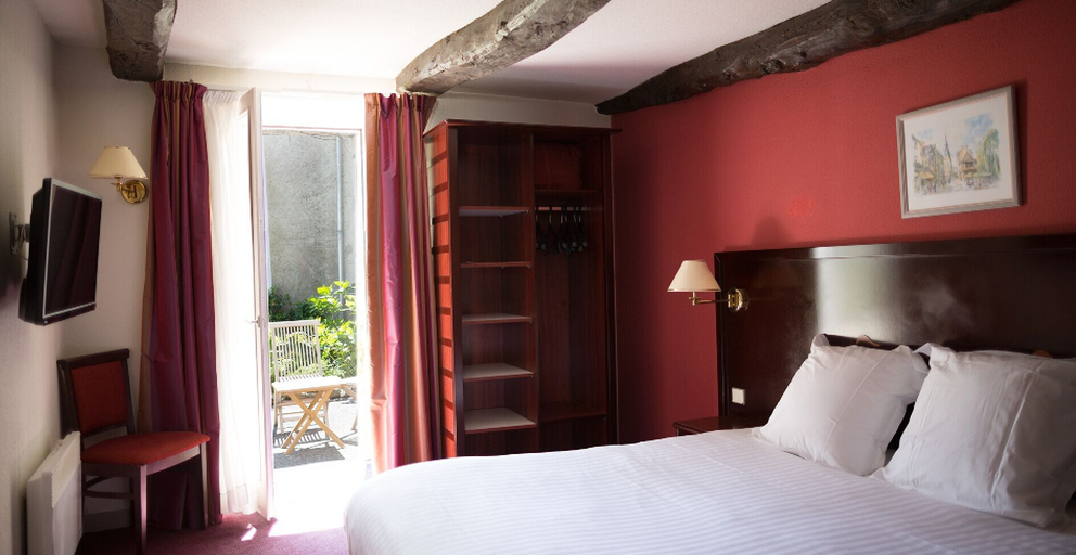 Bedroom 3, Grand Hôtel Abbatiale Bénodet The Originals Relais, Finistère