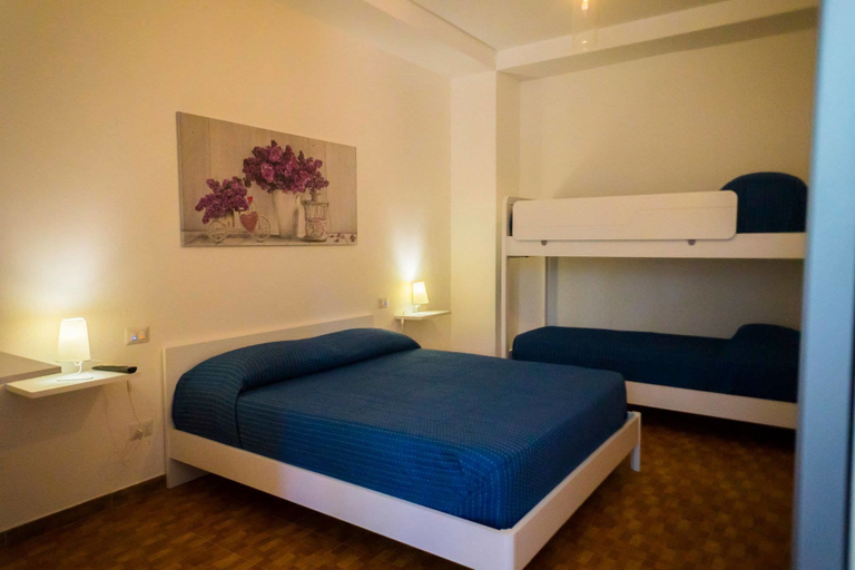 Bedroom 3, Paradise B&B, Bari