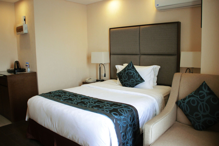 Bedroom 3, Golden Phoenix Hotel Manila, Parañaque