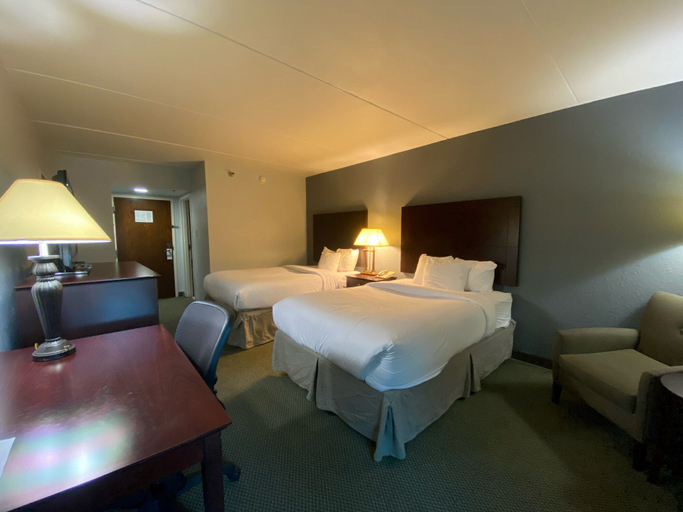 Bedroom 3, Ramada by Wyndham Luling, Saint Charles