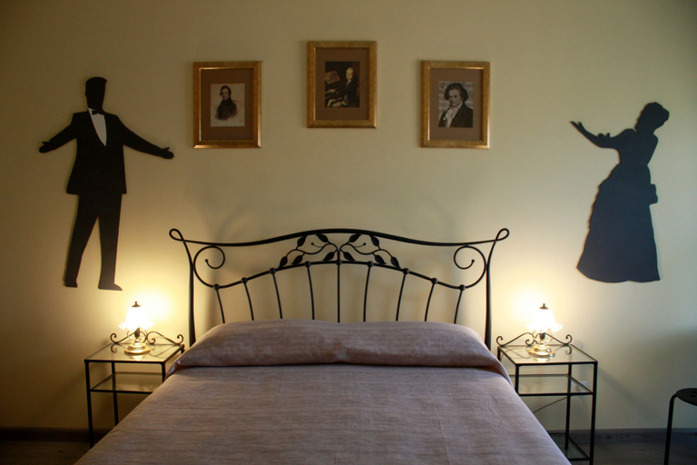 Bedroom 3, Cantalupa Accommodation, Rome