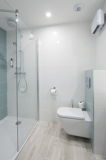 Bathroom 4, Operalia Hotel Les Pins, Hérault