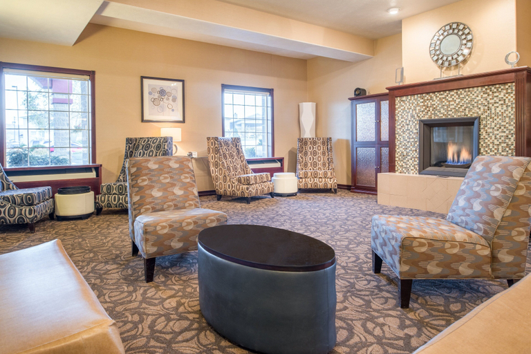 Others 5, Holiday Inn Express WENATCHEE, Chelan
