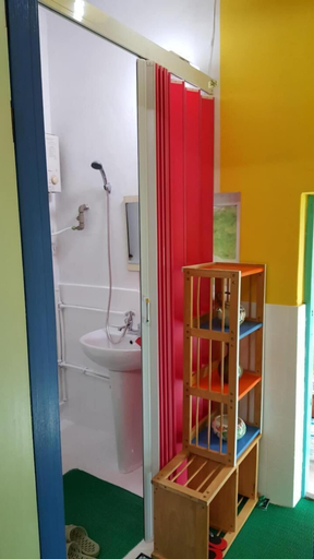 Bathroom 4, Camino B&B, Changwon