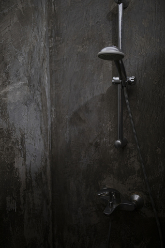 Bathroom 5, Kaliwa Lodge, Hai