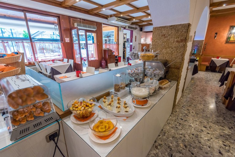 Food & Drinks 4, Hotel Alpino, Verona