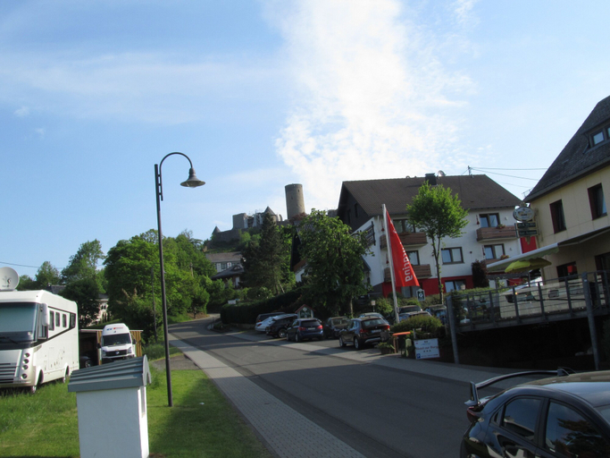 Exterior & Views 2, Race-Hotel zur Burg Nürburg, Ahrweiler