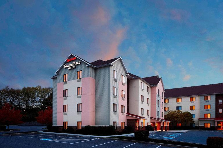 Exterior & Views 2, TownePlace Suites Harrisburg Hershey, Dauphin