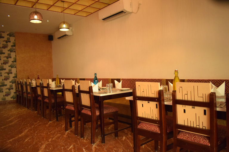 Food & Drinks 5, Hari Vilaas, Varanasi