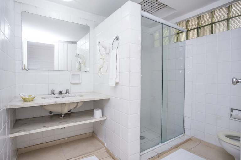 Bathroom 5, Hotel Ilhabela, Ilhabela