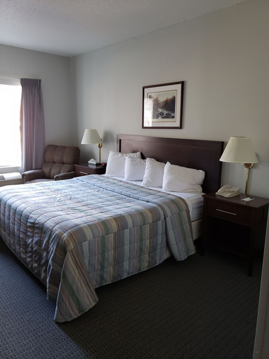Bedroom 4, GrandStay Hotel & Suites Hastings, Dakota