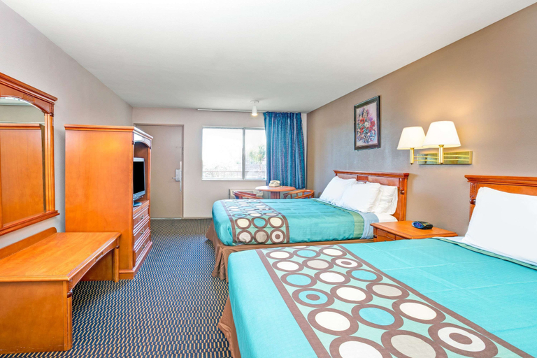 Bedroom 3, Super 8 by Wyndham Upland Ontario CA, San Bernardino