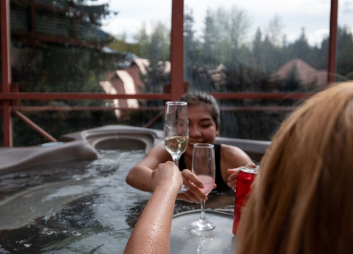 Sport & Beauty 4, Alpenglow Lodge by MountainView, Squamish-Lillooet