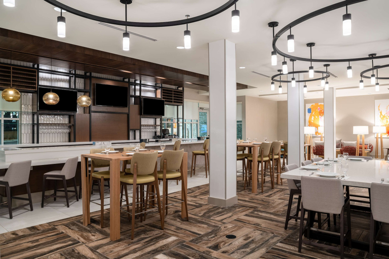 Food & Drinks 5, Hilton Garden Inn Brunswick, Glynn