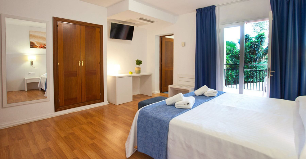 Bedroom 3, Hotel Cala Murada, Baleares