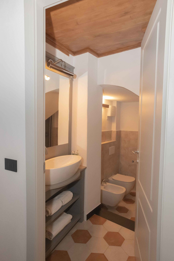 Bathroom 3, Agriturismo Ca Du Briccu, Savona