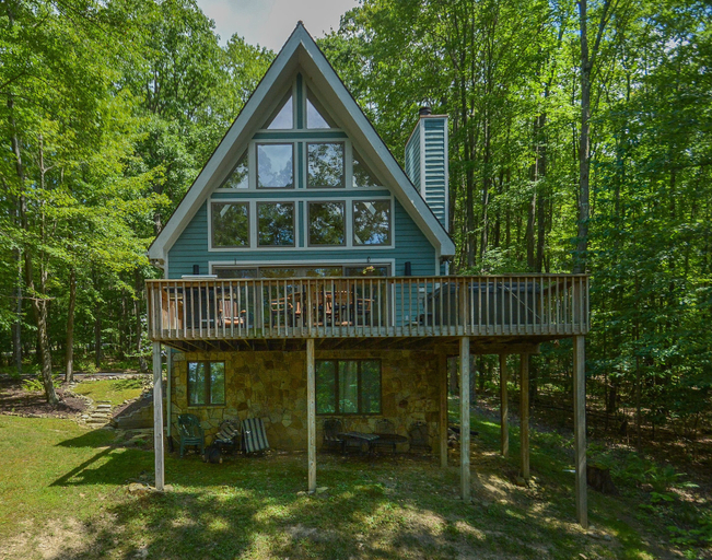 Exterior & Views 1, Bearadise, Garrett