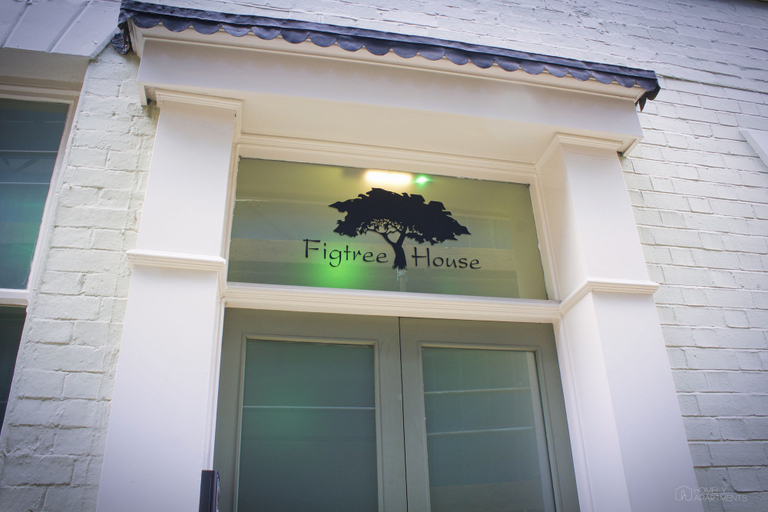 Exterior & Views 2, Homely Serviced Apartments - Figtree, Sheffield