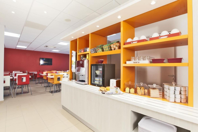 Food & Drinks 4, Hôtel Première Classe Caen Nord - Mémorial, Calvados