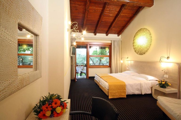 Bedroom 3, Sailing Center, Verona