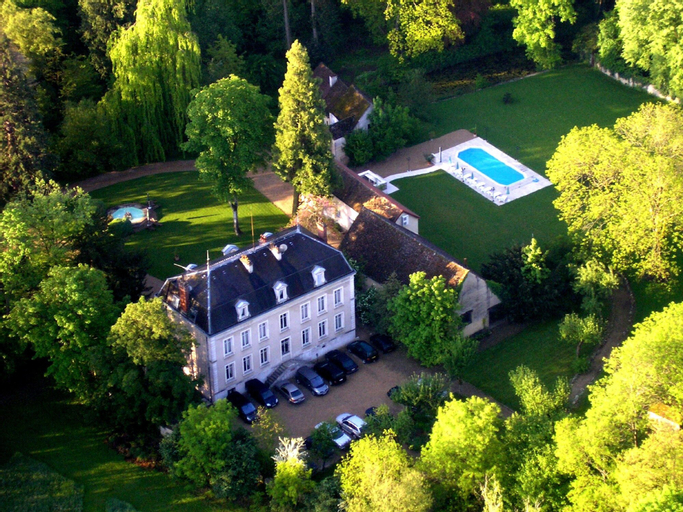 Chateau de Challanges, Côte-d'Or
