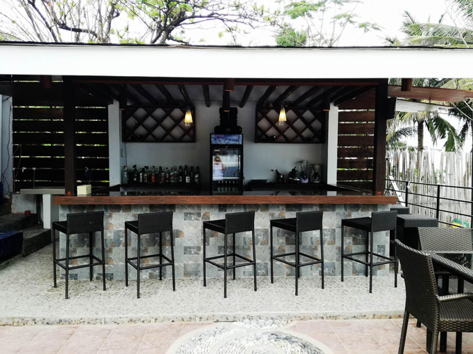 Others 4, Veronica Inn, Abra de Ilog