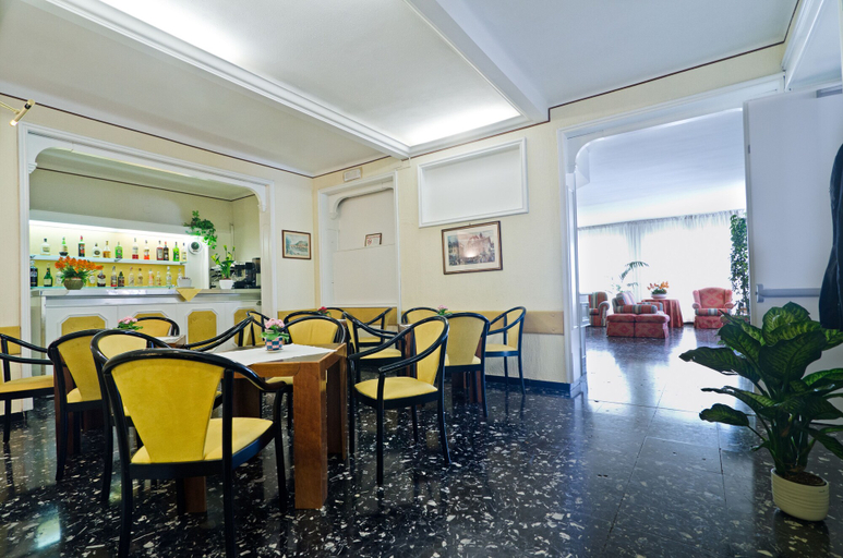 Food & Drinks 5, Hotel Ariston Montecarlo, Imperia