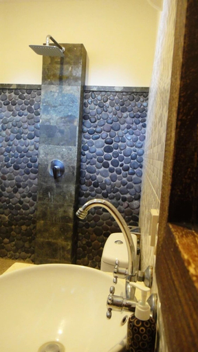 Bathroom 3, Alami Resort & Restaurant, Karangasem