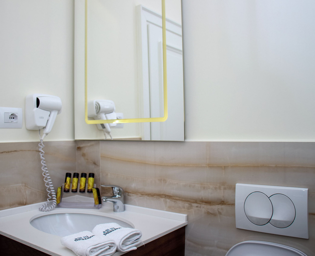 Bathroom 4, Le Palazzine Hotel, Vlorës