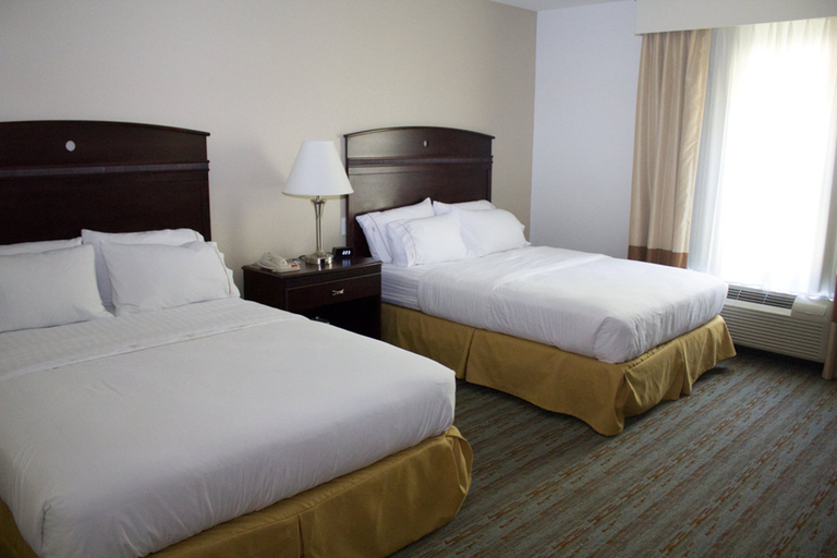 Bedroom 5, Holiday Inn Express WEST JEFFERSON, Ashe
