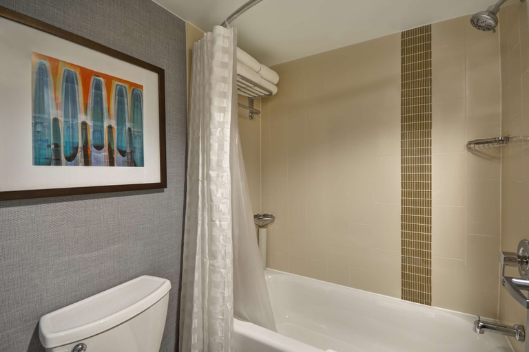 Bathroom, Hyatt Place Columbus/Worthington, Franklin