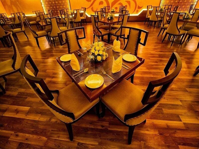 Food & Drinks 3, Eskay Resorts by muza, Mumbai Suburban