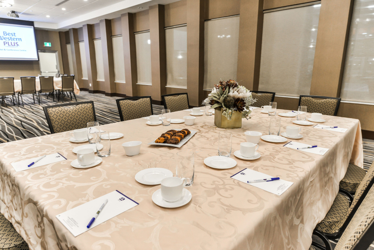 Food & Drinks 5, Best Western Plus Leamington Hotel & Conference Centre, Essex