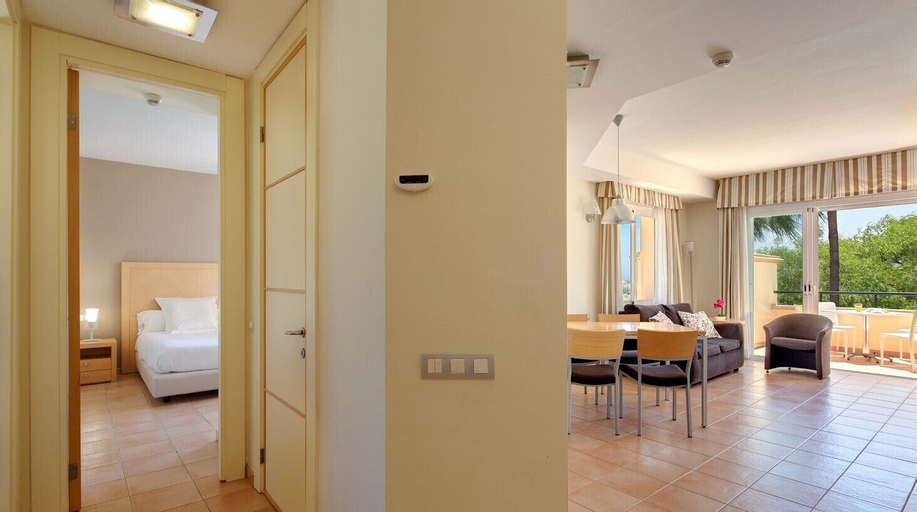 Bedroom 4, Hotel Apartamentos Greenlife Golf Marbella, Málaga