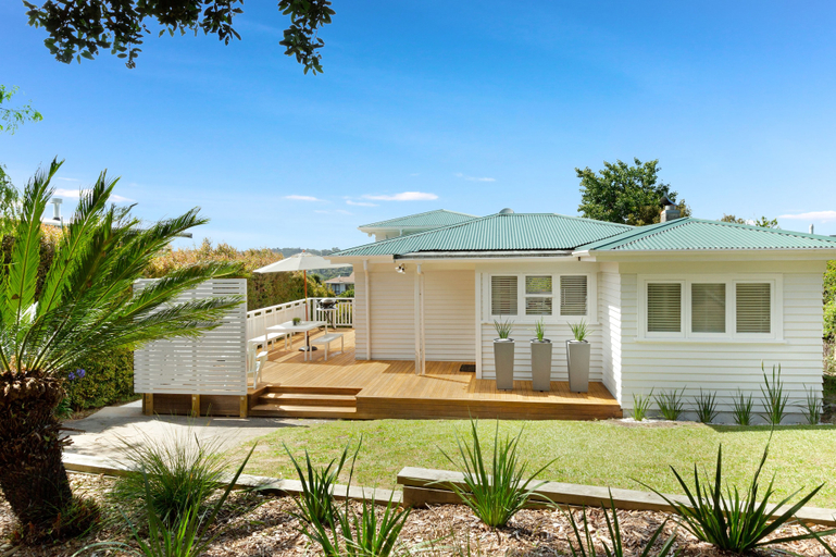 Exterior & Views, Eight on Church Waiheke Accommodation, Auckland