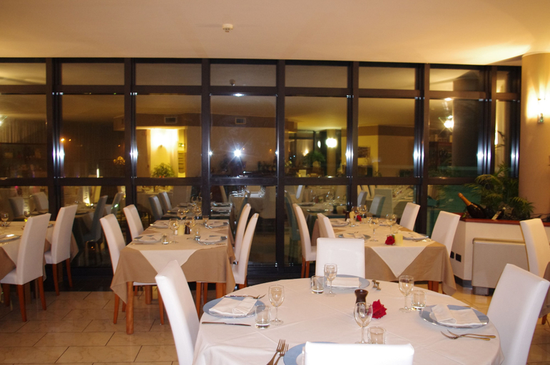 Food & Drinks 5, Airport Hotel, Bergamo