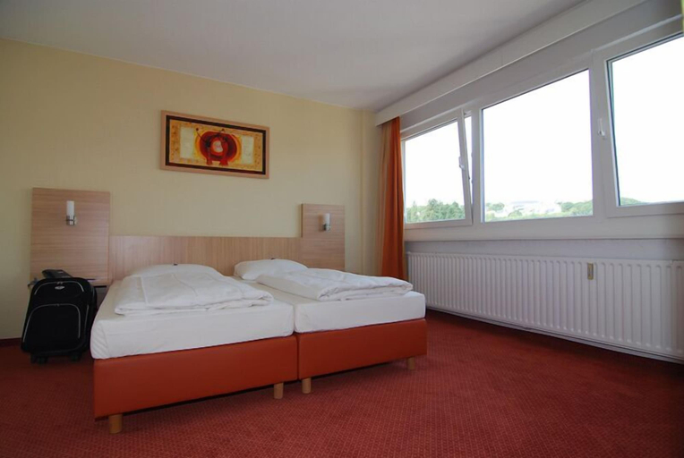 Bedroom 5, Opal Hotel, Birkenfeld