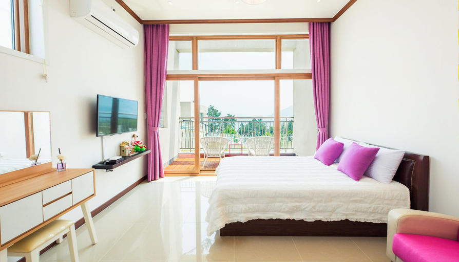 Bedroom 2, Sea & Pine Pension, Namhae