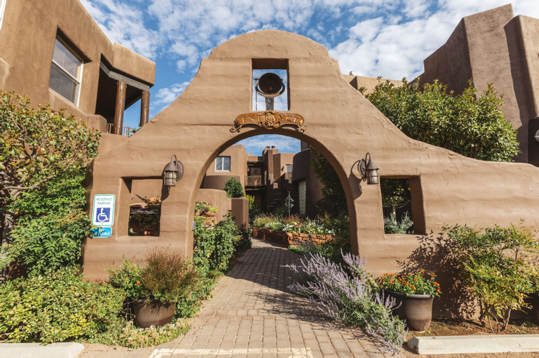Adobe Grand Villas, Yavapai