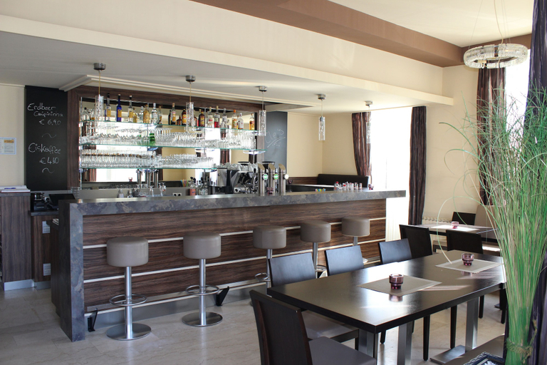 Food & Drinks 5, Hotel Michael, Wien Umgebung