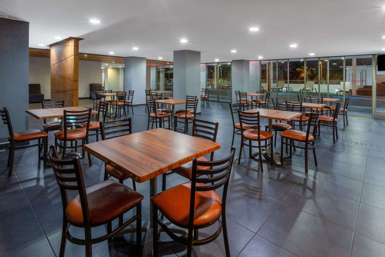 Food & Drinks 5, Ramada by Wyndham Acapulco Hotel & Suites, Acapulco de Juárez