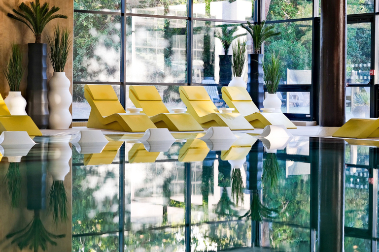 Business Facilities