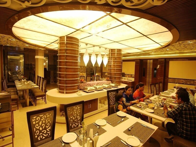 Food & Drinks 5, Hotel Costa River, Varanasi
